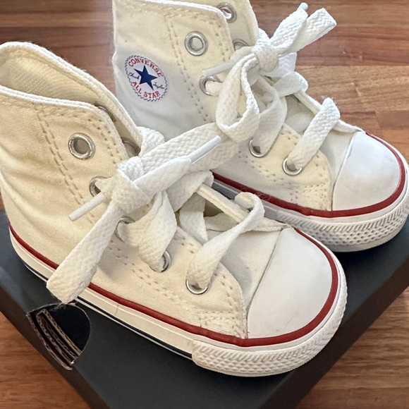 Converse Kids Classic White High-Tops - Picture 1 of 6